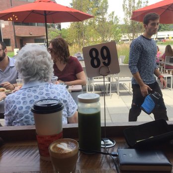 Pressed Cafe Burlington - Cortado, vegan latte and green juice - Breakfast & Brunch Near Me - Burlington, Massachusetts