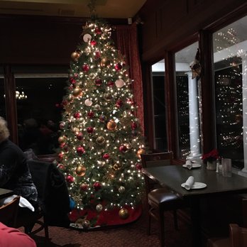 The Waterfront - Club house restaurant Xmas - Salad Near Me - Niagara-on-the-Lake, Ontario The Waterfront - Club house restaurant Xmas - Salad Near Me - Niagara-on-the-Lake, Ontario