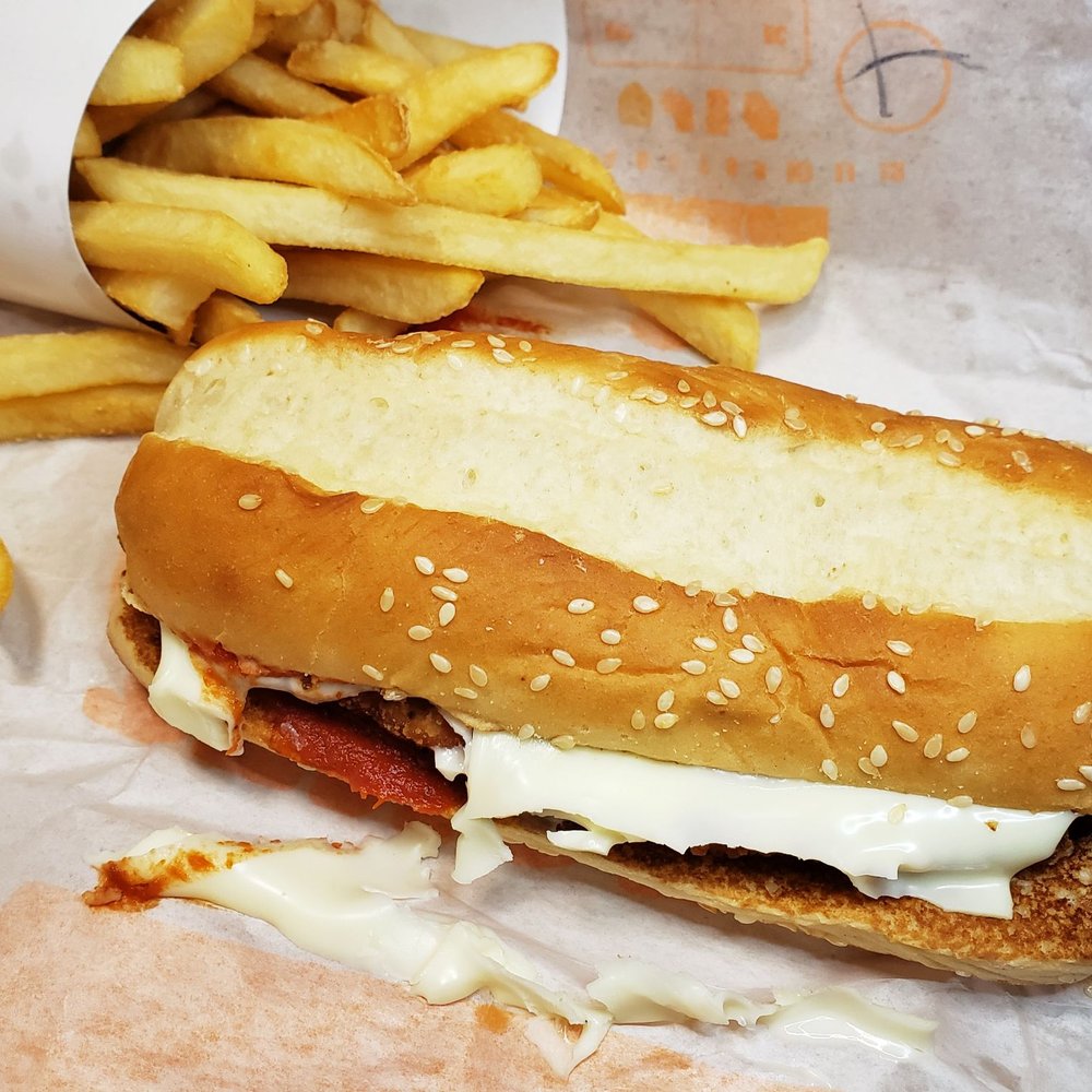 Burger King - The Italian Chicken Sandwich!! I Tried It So You Don't Have To!!  [jk] it was pretty good - Burgers Near Me - Hackettstown, New Jersey
