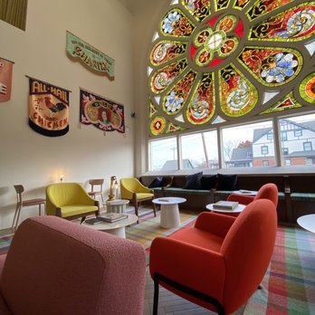The Russell - Lobby - Hotels Near Me - Nashville, Tennessee