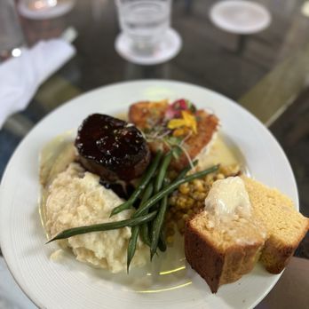 Blue Heaven - Filet mignon & Grouper mashed potato, corn, green beans with cornbread. - Breakfast & Brunch Near Me - Key West, Florida Blue Heaven - Filet mignon & Grouper mashed potato, corn, green beans with cornbread. - Breakfast & Brunch Near Me - Key West, Florida