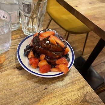 Cremat 11 - The shortstack pancakes with chocolate sauce - Breakfast & Brunch Near Me - Barcelona, B Cremat 11 - The shortstack pancakes with chocolate sauce - Breakfast & Brunch Near Me - Barcelona, B