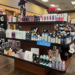 Eva's Boutique - New items arriving weekly