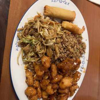 Bamboo Garden - Orange chicken combo plate D5 - Chinese Near Me - Oakdale, California