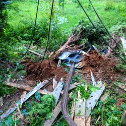 Don Kelley Auto Centers - Kelley's Auto Services -- removed neighbor's car from my property without making more damage