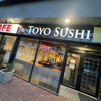 Toyo Sushi - Don't judge the exterior. Absolutely the most delicious and fresh omakese experience i've ever had up to date! - Sushi Bars Near Me - Burnaby, British Columbia