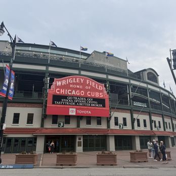 Wrigley Field - Stadiums & Arenas Near Me - Chicago, Illinois