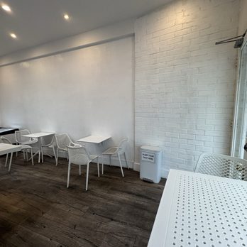 Cassetta - Interior - Coffee & Tea Near Me - Beverly Hills, California