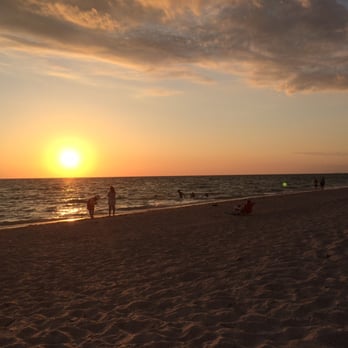 Anita's Restaurant - Sunset on Nokomis Beach... - American Near Me - Nokomis, Florida