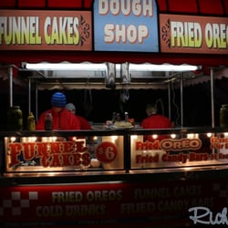 Snow World - Snack stands