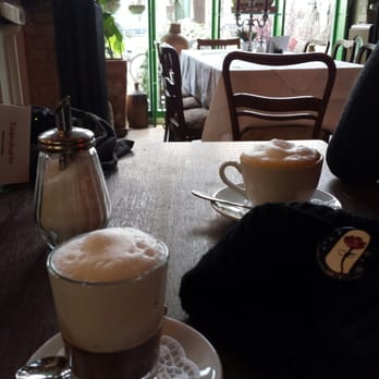Blumencafe - Cafes Near Me - Berlin, BE