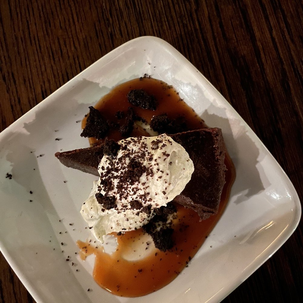 AOC - Dessert - Cocktail Bars Near Me - Los Angeles, California