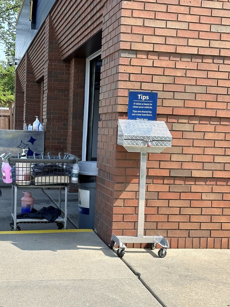 MISTER CAR WASH Updated September 2024 77 Photos & 64 Reviews