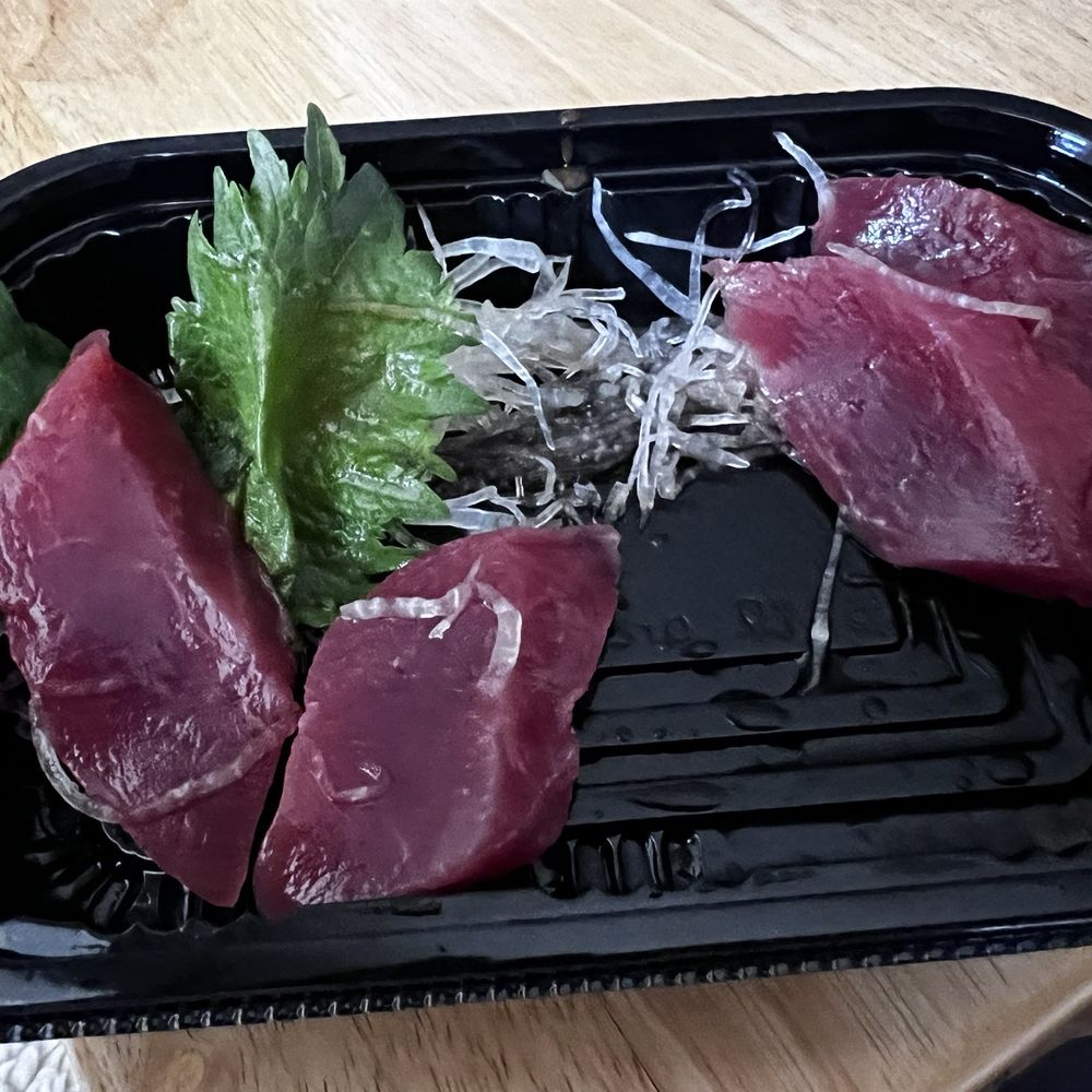 Bashamichi Sushi and Bar - Nice size pieces of sashimi. This had 10 maguro sashimi and 5 piece sake sashimi. Delicious. Fresh and melt in your mouth. - Japanese Near Me - Millbrae, California