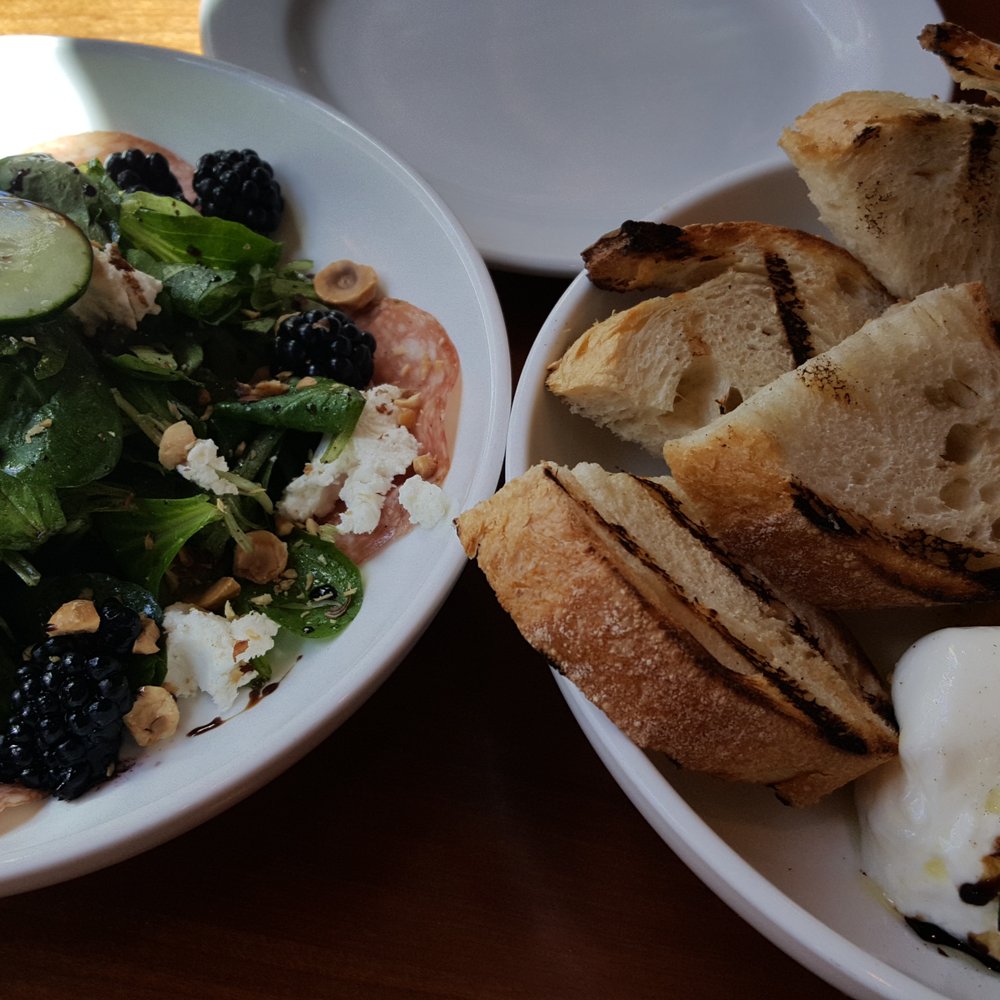 The Dundee Bistro - New American Near Me - Dundee, Oregon