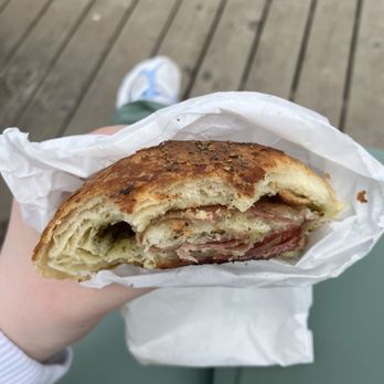 Cafe C'est La Vie - pesto prosciutto croissant - Cafes Near Me - Depoe Bay, Oregon Cafe C'est La Vie - pesto prosciutto croissant - Cafes Near Me - Depoe Bay, Oregon