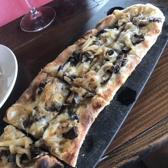 Sharrott Winery - The mushroom Flatbread. - Wineries Near Me - Hammonton, New Jersey Sharrott Winery - The mushroom Flatbread. - Wineries Near Me - Hammonton, New Jersey