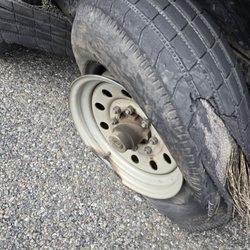 Les Schwab Tire Center - Ooof blow out on a backroad.