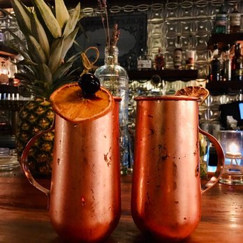 Common Restaurant - Mmmmmules - Cocktail Bars Near Me - Savannah, Georgia Common Restaurant - Mmmmmules - Cocktail Bars Near Me - Savannah, Georgia