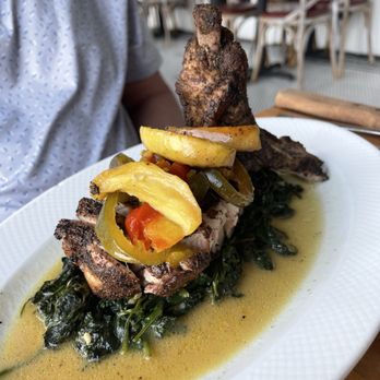 De Novo European Pub - BERKSHIRE PORK CHOP - Pubs Near Me - Edgewater, New Jersey De Novo European Pub - BERKSHIRE PORK CHOP - Pubs Near Me - Edgewater, New Jersey