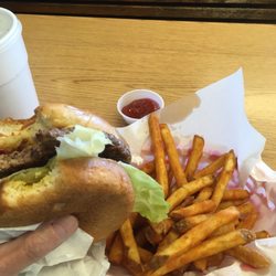 Cottondale Grocery - Awesome burgers  and fries