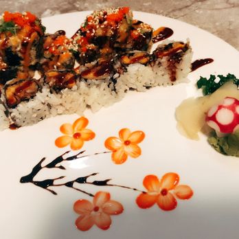 Asian Wok - a plate of sushi and vegetables - Asian Fusion Near Me - Tuckerton, New Jersey