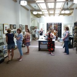 Leedo Art & Framing