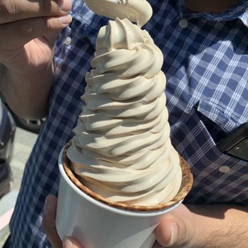 Sundae Drive - Hot Dogs Near Me - Brookline, New Hampshire