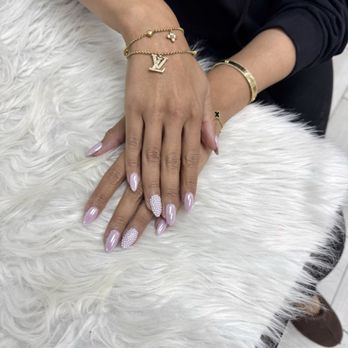Nails 4 You - Nail Salons Near Me - Canoga Park, California Nails 4 You - Nail Salons Near Me - Canoga Park, California