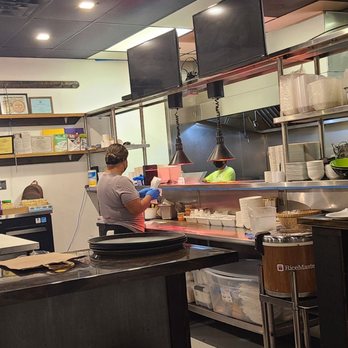 Joey's Kitchen Napili - Filipino Near Me - Lahaina, Hawaii