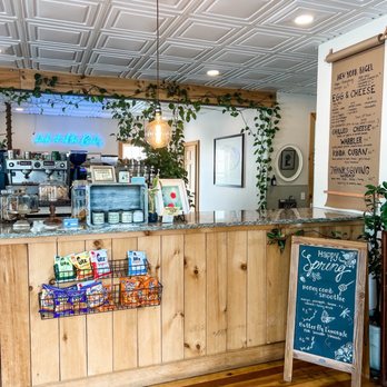 The Blue Foot  Cafe - How cute is this place! - Juice Bars & Smoothies Near Me - Wareham, Massachusetts