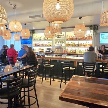 The Dock on Front - The bar - American Near Me - Mokena, Illinois