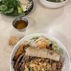 Pho Dong Huong - Combination vermicelli bowl  Pho
