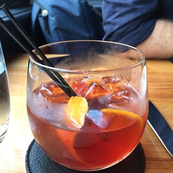 Boutros - The Citrus. Didn't taste like there was citrus in it. Gin & sweet vermouth. Husband said it was a top notch drink though...& look how pretty - New American Near Me - Brooklyn, New York