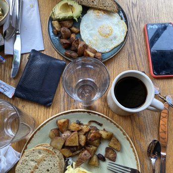 Metropolis - Metro breakfast, Shawmut Omelette, Gluten Free English Muffin - New American Near Me - Boston, Massachusetts Metropolis - Metro breakfast, Shawmut Omelette, Gluten Free English Muffin - New American Near Me - Boston, Massachusetts