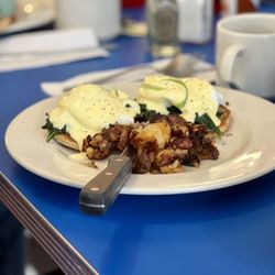 Chach Restaurant - Eggs Benedict