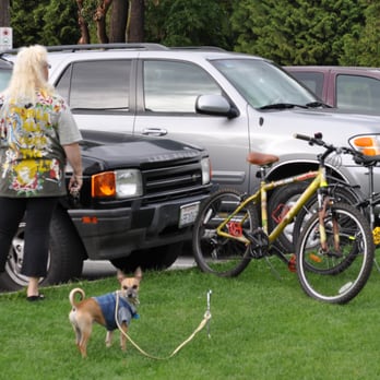 Stanley Park - Getting the bikes ready to roll...... - Parks Near Me - Vancouver, British Columbia Stanley Park - Getting the bikes ready to roll...... - Parks Near Me - Vancouver, British Columbia