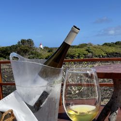 Restaurante Ponta da Ilha - Local white wine