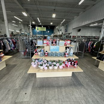 Goodwill Hawaii - Thrift Stores Near Me - Aiea, Hawaii