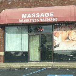Asia's Massage - Front of store.