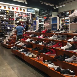 Champs Sports