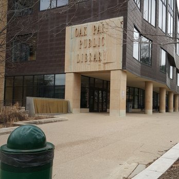 Oak Park Public Library - Front entrance on Lake Ave. - Libraries Near Me - Oak Park, Illinois Oak Park Public Library - Front entrance on Lake Ave. - Libraries Near Me - Oak Park, Illinois