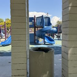 Ralph M Lewis Park - Hot day at the park, 09-04-25