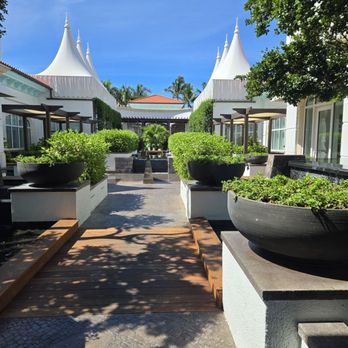 Eau Resort & Spa - Grounds - Resorts Near Me - Manalapan, Florida Eau Resort & Spa - Grounds - Resorts Near Me - Manalapan, Florida