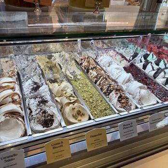 Bacio di Latte - Ice Cream & Frozen Yogurt Near Me - Los Angeles, California Bacio di Latte - Ice Cream & Frozen Yogurt Near Me - Los Angeles, California
