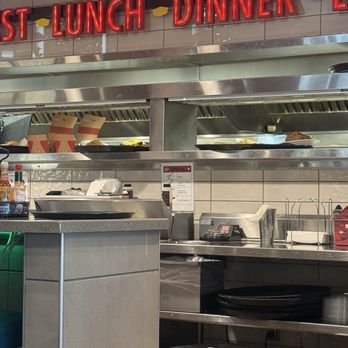 Denny's - Breakfast & Brunch Near Me - Reedley, California