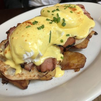 Raymond's - Eggs Benedict - $15 - American Near Me - Montclair, New Jersey