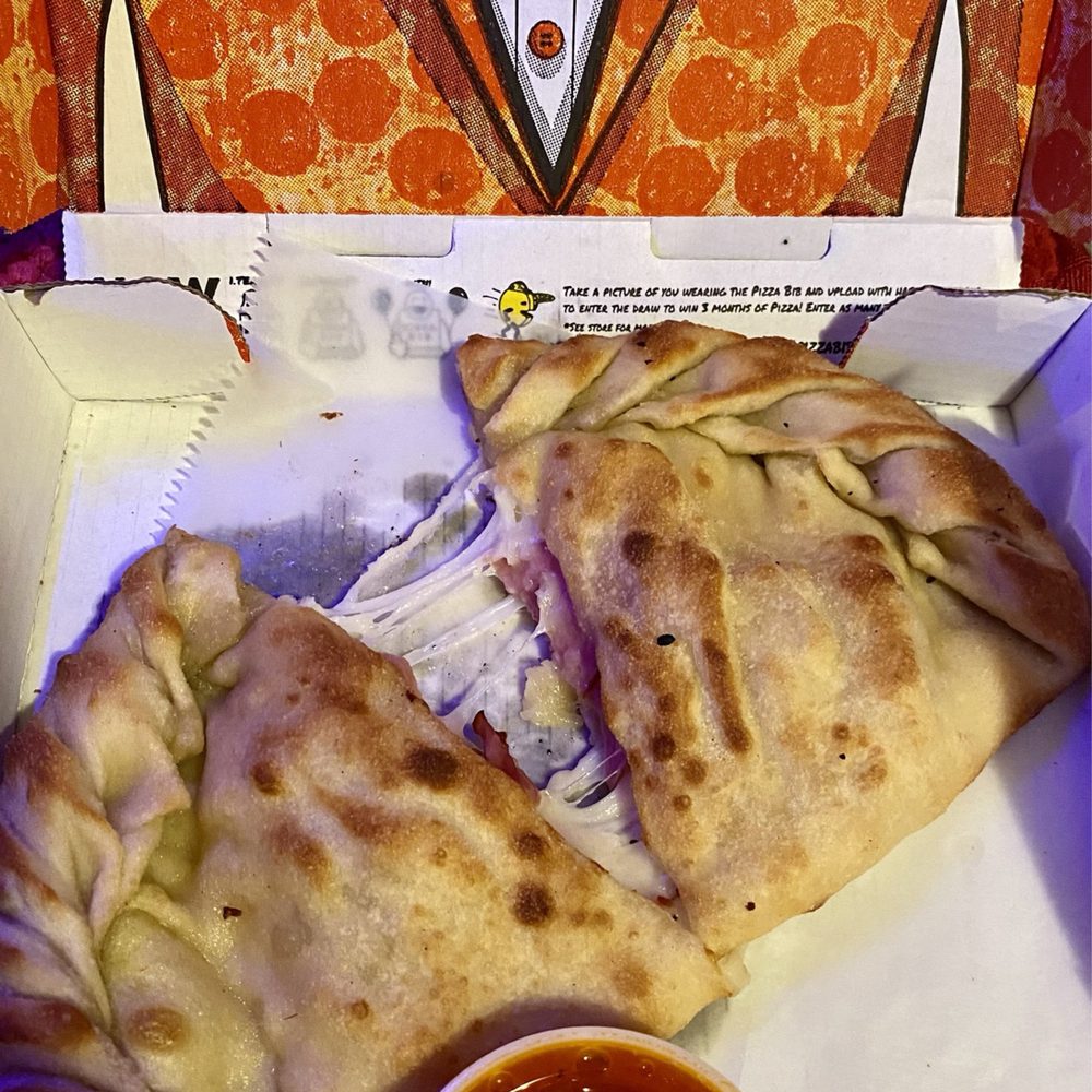 Pizza Man Dan’s - Hawaiian Calzone 12/29/23 - Pizza Near Me - Santa Paula, California