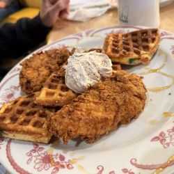 Sisters - Spicy chicken & jalapeño cornbread waffles
