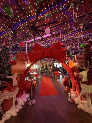 The Infinite Monkey Theorem by null